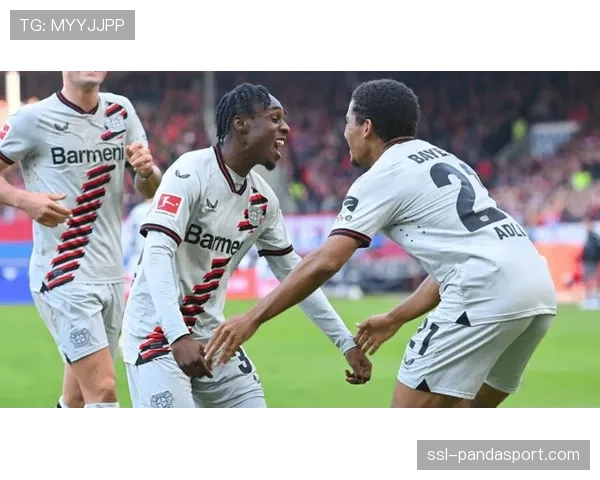 德甲第25轮：勒沃库森3-0完胜门兴，跨赛季不败纪录延续至45场